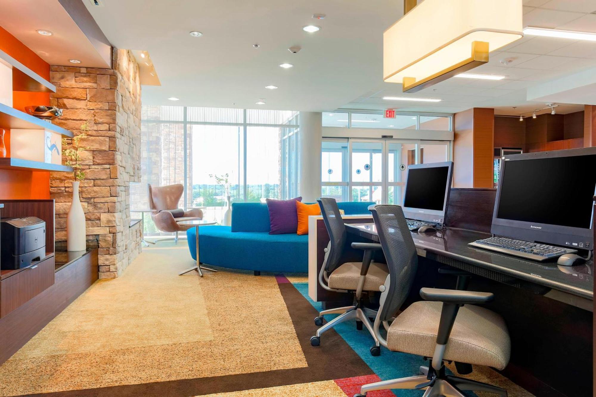 Fairfield Inn & Suites By Marriott Pleasanton Εξωτερικό φωτογραφία