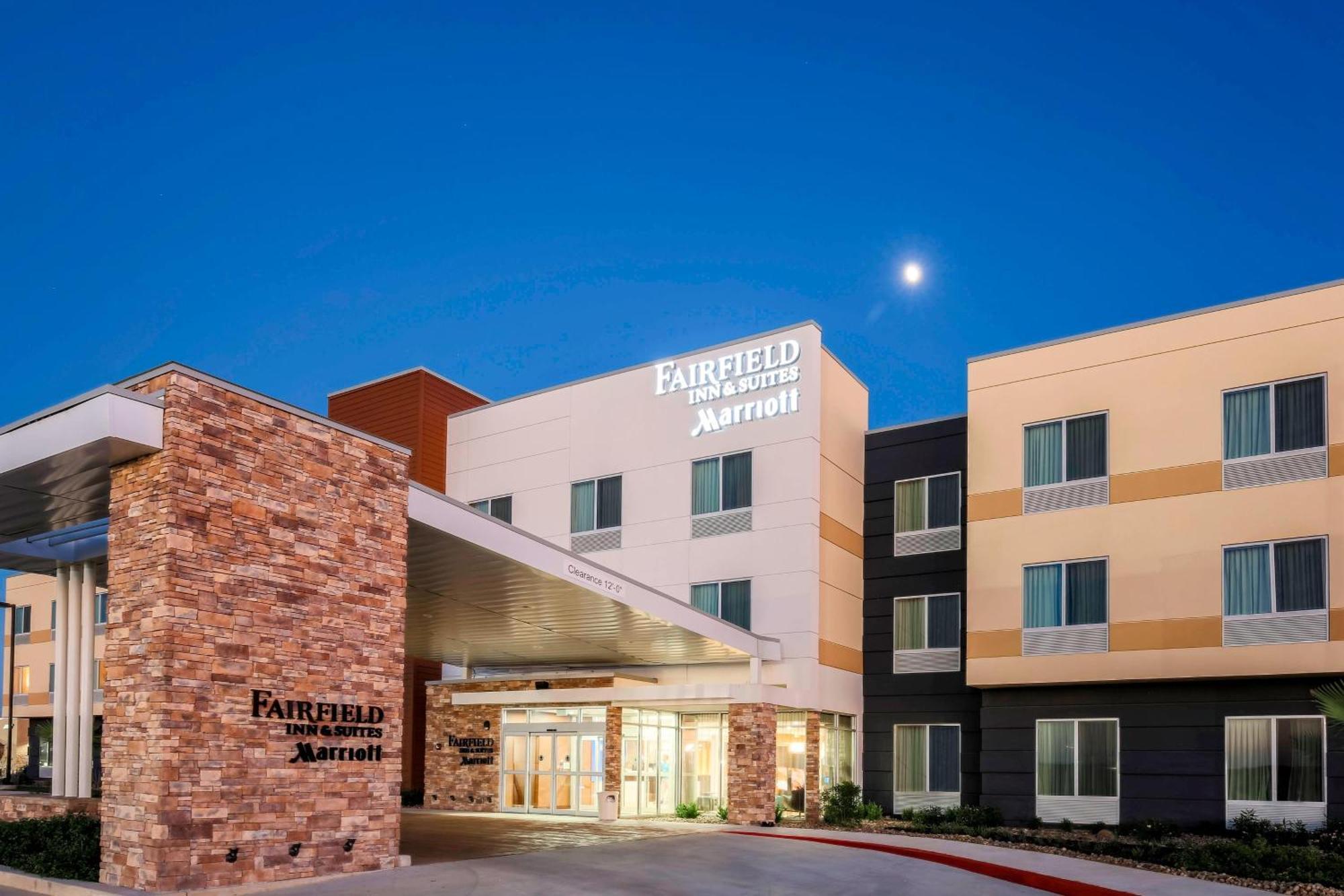 Fairfield Inn & Suites By Marriott Pleasanton Εξωτερικό φωτογραφία